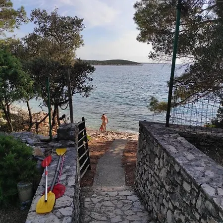 Feriehus Kapetanska Kucica Na Moru Čunski