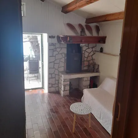Feriehus Kapetanska Kucica Na Moru *