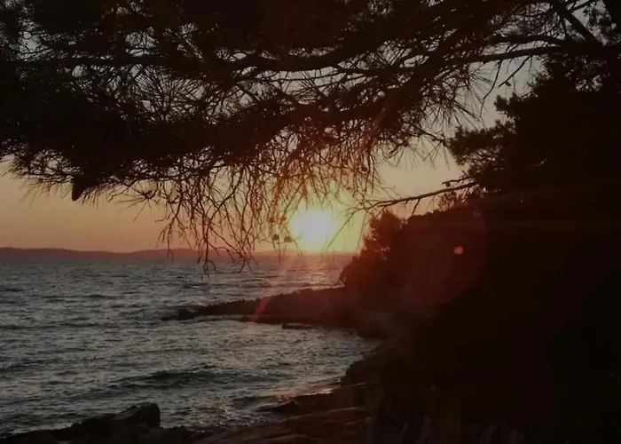 Kapetanska Kucica Na Moru Nyaraló