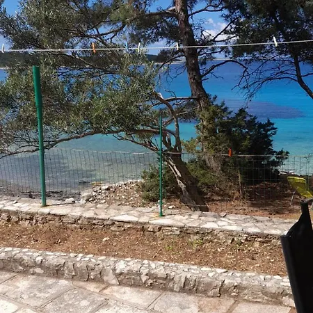 Ferienhaus Kapetanska Kucica Na Moru *
